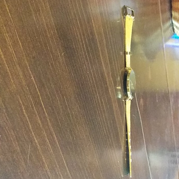 Watch - Picture 2 of 5